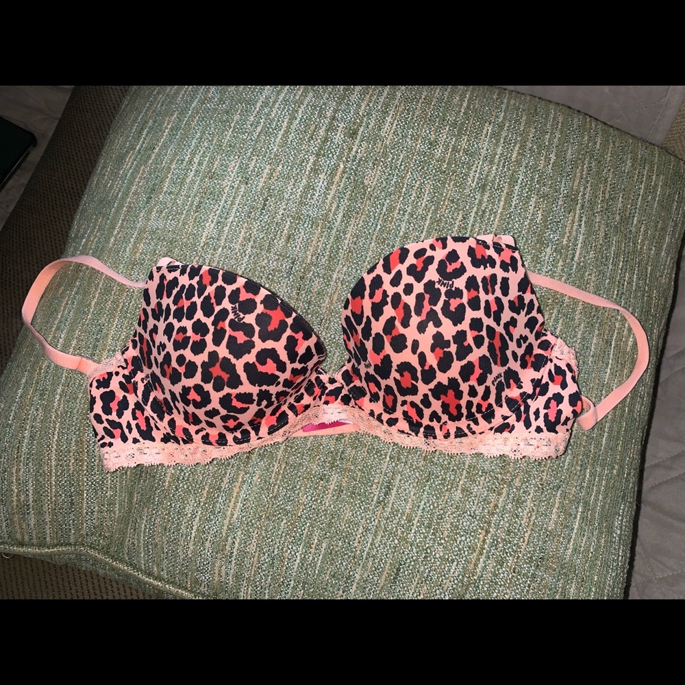 Victoria’s Secrets Total Sweetheart Demi Bra